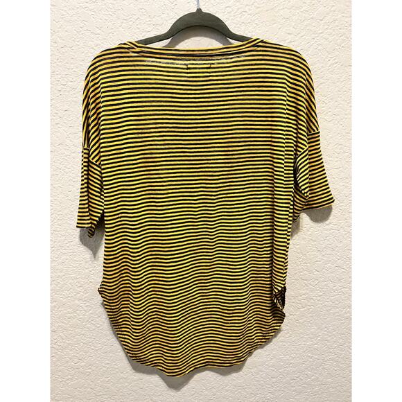 Women's Lou & Grey Linen Top - Picture 3 of 6